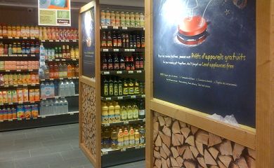 Sherpa supermarket Chamonix shelves concept